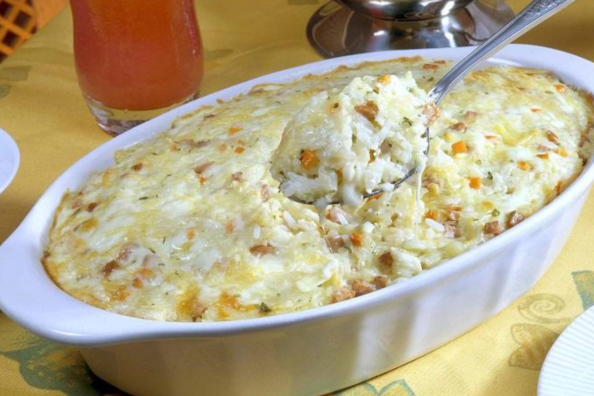 Como fazer arroz de forno cremoso com frango